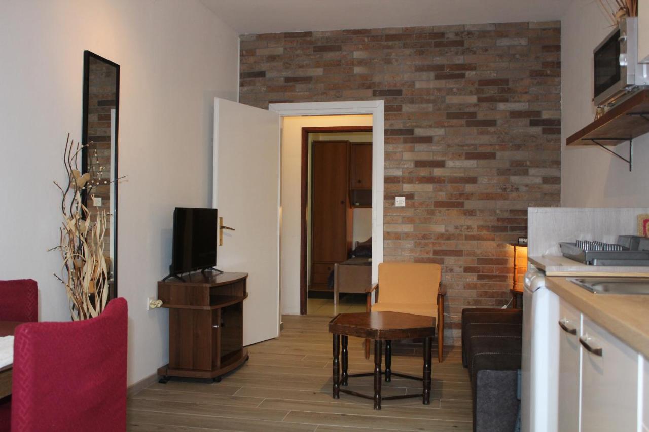 Apartments & Rooms Tea Zadar Exterior photo